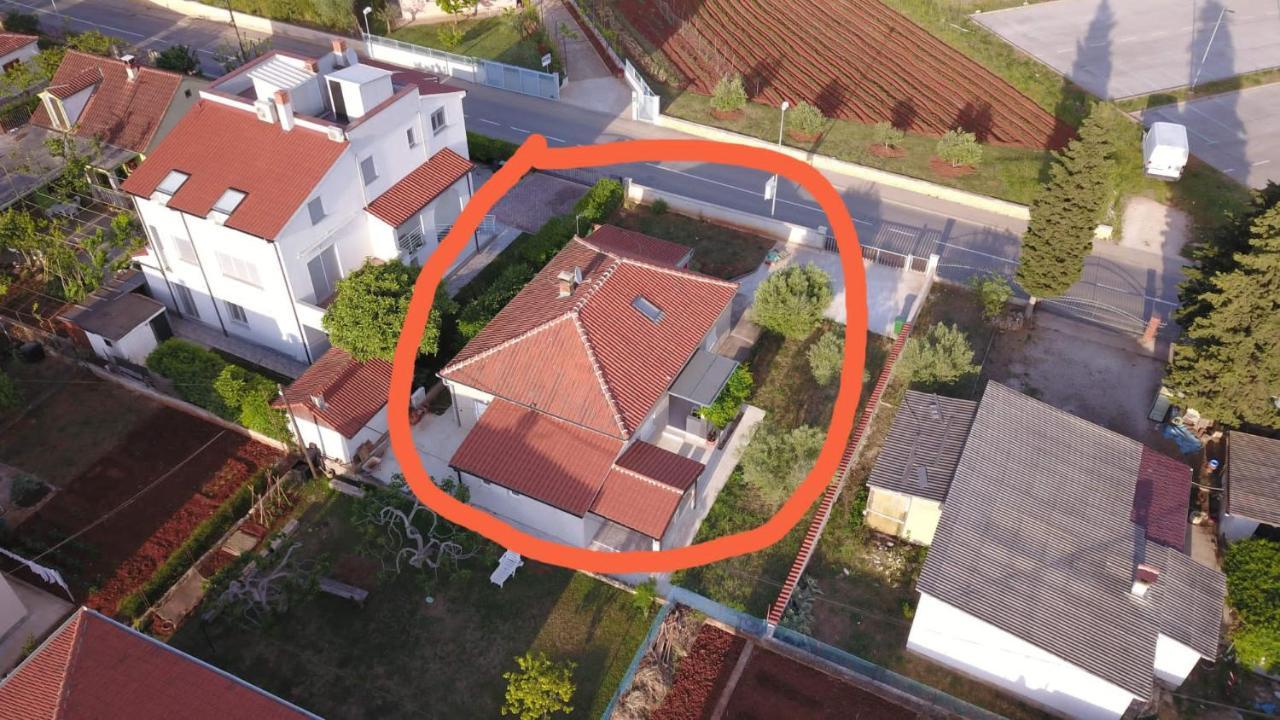 Holiday Apartment Near The Beach Fažana Exterior foto